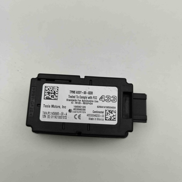 Modul de control presiune anvelope TESLA MODEL 3 2019 OEM: 1458965-00-A,A3C00046200 30484057
