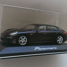 Macheta Porsche Panamera 2013 MK1 Facelift - Minichamps 1/43