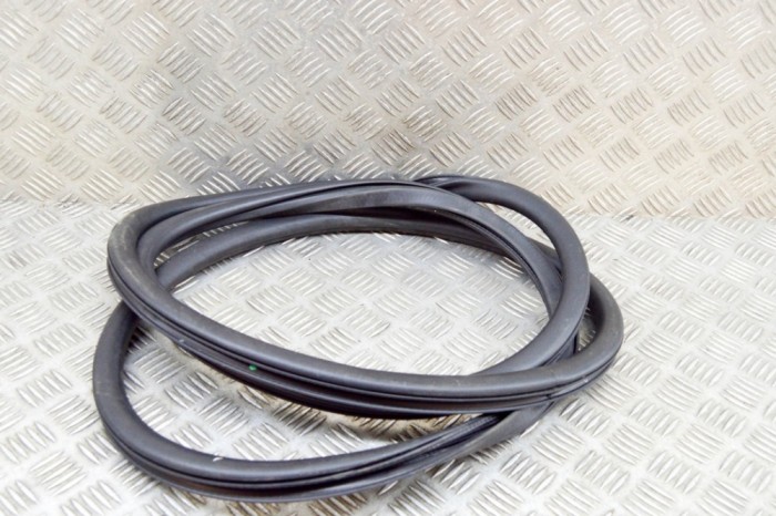 Garnitura ușă st&acirc;nga față JEEP CHEROKEE KL 2015 OEM: 6810391AB | 17951048