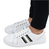Cumpara ieftin Sneakersi albi din piele naturala 5088 M7