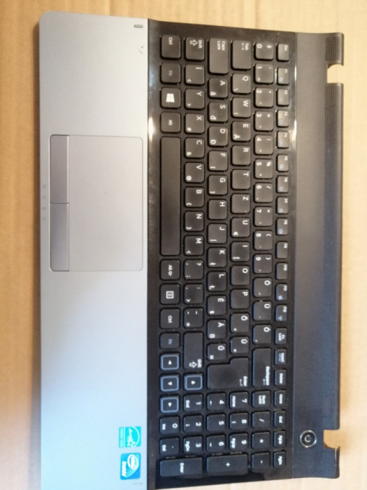 carcasa palmrest tastatura Samsung 300E NP300E NP305E5A NP305E5C ba75-03845q
