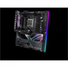 Placa de baza ROG Crosshair X670E Hero, socket AM5