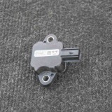 Senzor de impact dreapta față TESLA MODEL S 2017 OEM: 1005275-00-A | 4082130