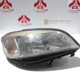 Cumpara ieftin Far dreapta Opel Zafira A 2003 89100055