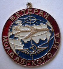 I.279 INSIGNA REPUBLICA MOLDOVA AVIATIE VETERAN 39mm, fara ac de prindere foto