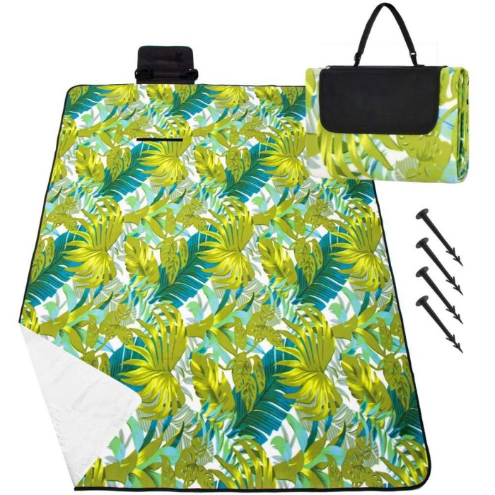 Patura pentru picnic sau plaja, cu folie izolatoare si maner, 200x200cm, model frunze, verde Household NewTrend