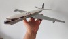Avion macheta de colectie BOAC de Havilland Comet 4, 36x36 cm, scara 1:96, 1:100