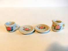 Lot 4 piese miniaturi ceramica farfurii si cani, 2-3 cm foto