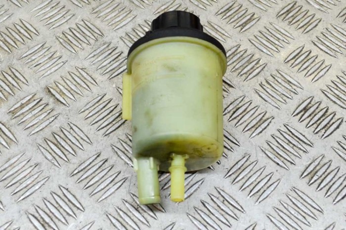 Rezervor pompa servodirecție VOLVO V60 2012 OEM: 31302576 13739778