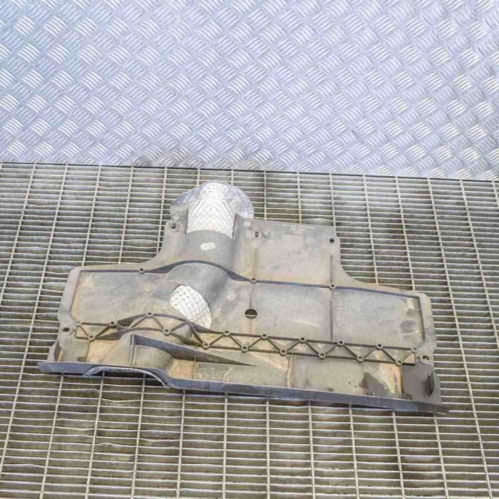Scut motor central spate MERCEDES-BENZ A W176 2015 OEM: A2463520391
