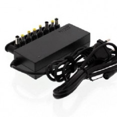 Alimentator pentru laptop universal 90W 8 mufe AC 100-240V cu selectare automata a tensiunii Well