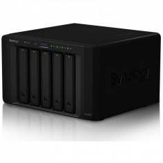 NAS Synology DS1515+ Intel Atom C2538 2.4 GHz 5 Bay 4 x USB 4 x LAN foto