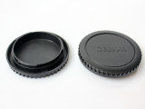 Set capcae - Capac body pt. Canon EOS + capac spate obiectiv Canon EOS