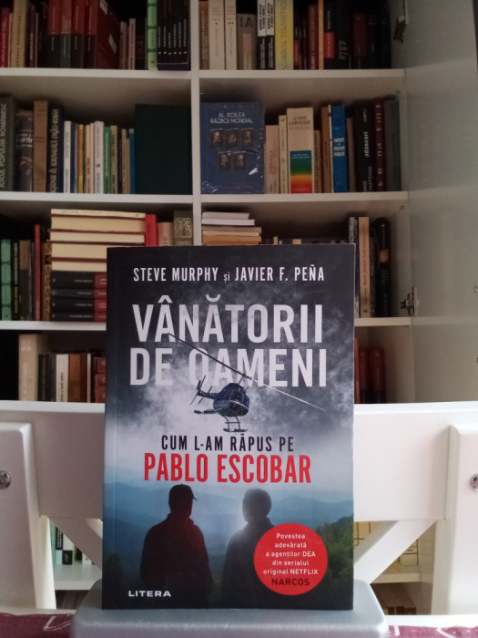 V&Acirc;NĂTORII DE OAMENI - STEVE MURPHY și JAVIER F. PENA