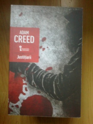 z1 Justitiarii - Adam Creed foto