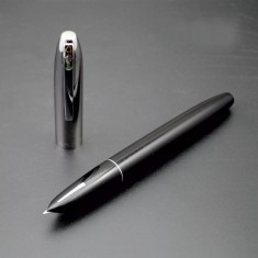 Stilou nou Hero 565_negru_modelul vechi, cu pompita