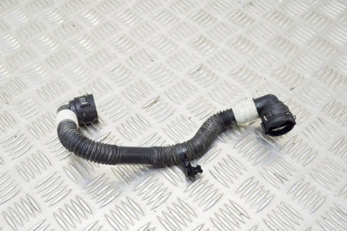 Alt furtun TESLA MODEL 3 2018 OEM: 1077599-00-C 13651163