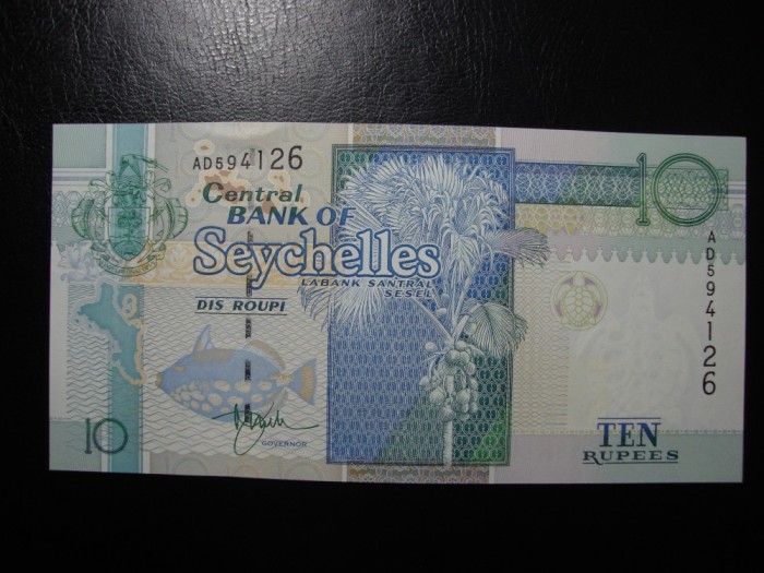 SEYCHELLES 10 RUPII UNC