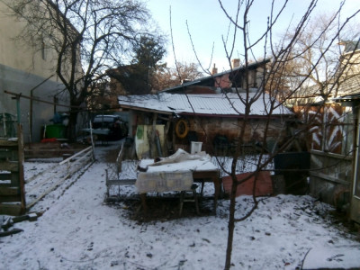 Direct proprietar vand teren cu casa demolabila zona Brancoveanu foto