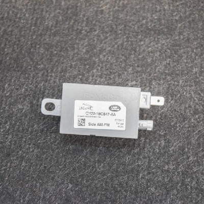 Amplificator de antena LAND ROVER DISCOVERY IV L319 2013 OEM: CH22-18C847-AA | 10391605 foto