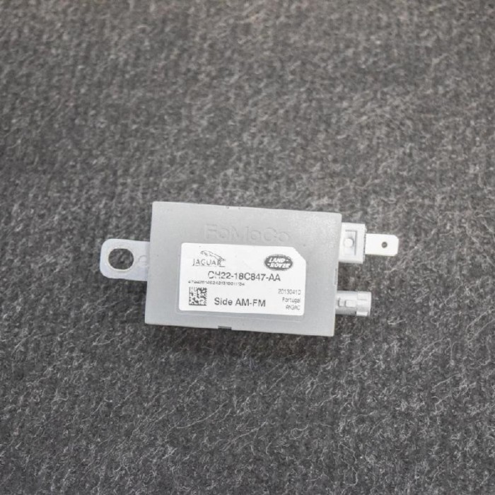 Amplificator de antena LAND ROVER DISCOVERY IV L319 2013 OEM: CH22-18C847-AA | 10391605