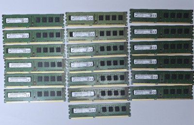 Memorie RAM desktop Micron 4GB DDR3 1600Mhz MT8JTF51264AZ-1G6E1 - poze reale foto