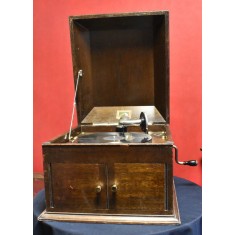 Patefon - model de masa HIS MASTER S VOICE HMV model 103 Marea Britanie anii 1920 - functional