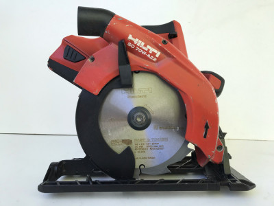 Circular Ferastrau Pe Barerie Hilti SC 70W-A22 Fabricatie 2015 foto