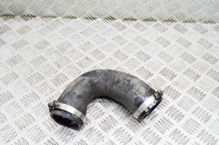Furtun intercooler dreapta AUDI A3 Limousine 8VS, 8VM 2016 OEM: 5Q0145834 13127727