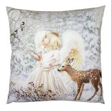 Cumpara ieftin Fata perna Inger si Caprioara poliester 45x45 cm