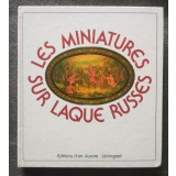 Les miniatures sur laque russes: Fediskino; Palekh (mic defect - vezi descriere)