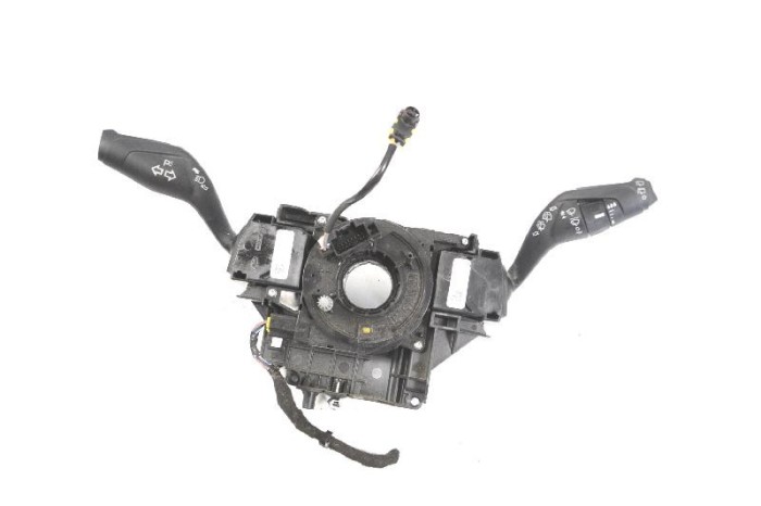 Maneta semnalizare ștergătoare FORD C-MAX II DXA/CB7, DXA/CEU 2017 OEM: F1ET-13N064-AC,AV6T-13335-AE,F1ET-17A553-BA 4074158