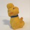 Jucarie cauciuc veche caine / catel Pudel / Caniche galben, cu piuitoare, 12 cm