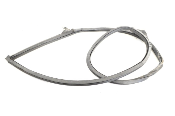 Garnitura ușă dreapta față AUDI A5 Sportback 8TA 2010 OEM: 8T8831708C 12085984