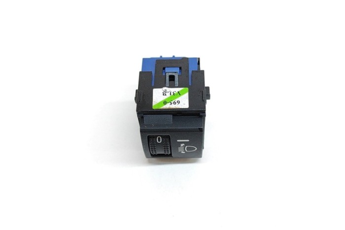 Comutator de reglare &icirc;nălțime faruri TOYOTA YARIS _P21_ 2023 OEM: 84152-0D290 26287842