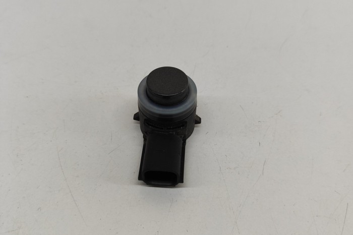 Senzor de parcare spate FORD FIESTA VII 2022 OEM: HU5T-15K859-AAW 29534327