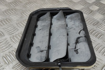 Grila de ventilație caroserie FORD PUMA J2K, CF7 2020 OEM: L1TB-A280B62-AC 22152210 foto