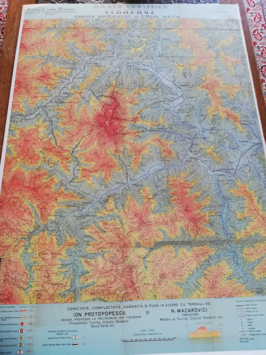 Harta turistica a Ceahlaului si imprejurimilor, caserata, interbelica, 75x110 cm