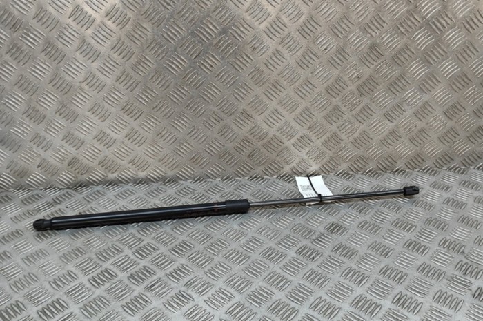 Amortizor haion dreapta TOYOTA C-HR _X2_, _H2_ 2024 OEM: 68950-F4210 28244082