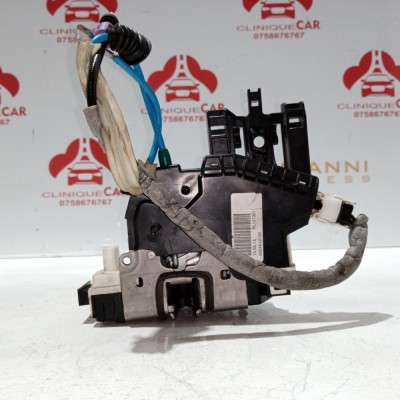 Broasca portiera stanga spate Mercedes A-Class B-Class M-Class GLE foto