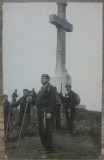 Strajeri excursionisti langa cruce// foto tip CP