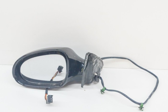 Oglinda laterală st&acirc;nga VW PASSAT Variant B6 3C5 2005 OEM: E1010781 12998437