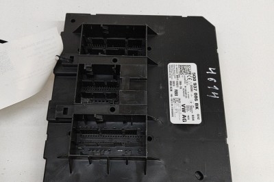 Modul de confort VW PASSAT B8 3G2 2017 OEM: 5Q0937086BK,F005V01915 27317059 foto