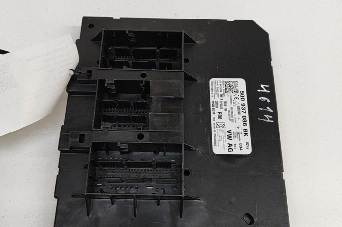 Modul de confort VW PASSAT B8 3G2 2017 OEM: 5Q0937086BK,F005V01915 27317059