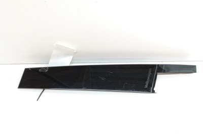 Ornament vertical ușă dreapta față VW T-ROC A11 2023 OEM: 2GA837902D 25608410 foto