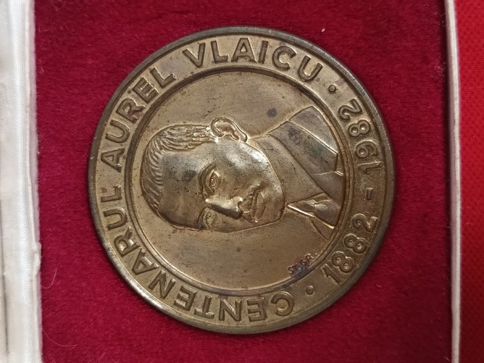 medalie centenarul AUREL VLAICU