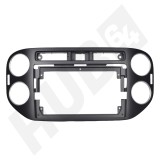Cumpara ieftin Rama adaptoare Volkswagen Tiguan (2010-2015) pentru Navigatii multimedia Android de 9 Inch - HUB64