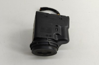 PORSCHE CAYENNE 92A 2014 OEM: 7PP905865F,7PP.905.865.F SKU: 30123906 foto