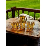 Set carafă și 6 pahare aurii din sticlă