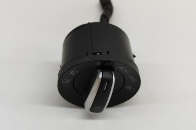 Modul de control comutator faruri VW AMAROK 2H_, S1B 2016 OEM: 3C8941431A 28666195 foto